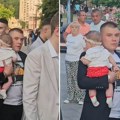 "Svaka čast, ovo je gospodin": Maturant iz Užica gestom oduševio Srbiju, ovakav dolazak svi će pamtiti