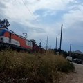 Voz udario u auto: Teška nesreća kod Velike Plane: Policija na licu mesta (foto)
