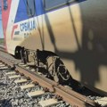 Vozovi ispadaju iz šina i staju na pogrešne stanice