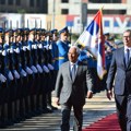 Vučić dočekao Antonija Koštu na aerodromu „Nikola Tesla“