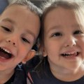 Nada je prohodala, pomozimo sada i Novaku: Blizancu je potrebna operacija u Americi