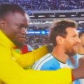 Razbesneo Mesija na oproštaju - isplivao šok snimak! Navalio na Argentinca u najemotivnijem momentu, usledila reakcija koja je…