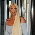 „Pijandura, ubica, silovatelj, matori štakor, crvić sa kokošjim grudima“: Jelena Karleuša izvređala je pola Srbije