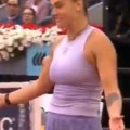 Sabalenka potezom tokom finala Madrida nasmejala sve: Ovo niko nije očekivao