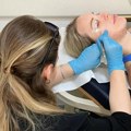 20 godina je išla na plastične operacije, zvali su je živa Barbika, a onda je odlučila da se vrati prirodnom izgledu: "Moja…