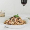 Kremasti rižoto sa pečurkama: Recept koji uvek uspeva