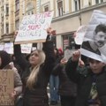 Protest u Sarajevu zbog tramvajske nesreće: Premijer kantona dao ostavku, vozač pušten iz pritvora