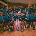 London i Arsenal do kasno slavili titulu