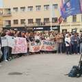 Roditelji: Direktor Jovine gimnazije u nedelju uveče poslao profesorima radne naloge za ponedeljak ujutru