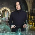 "Znao je koliko im to znači": Alan Rikman je decu iz škola i bolnica dovodio na set "Harija Potera"