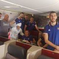Iznenađenje za kapitena – Bogdan u avionu proslavio rođendan