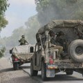 Izrael i Palestinci: Izraelska vojska tvrdi da je palestinskim civilima obezbedila dva sigurna puta od severa ka jugu Pojasa…