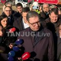 Vučić obišao radove na vijaduktu u Vrbasu: Plan da bude završen u prvom kvartalu naredne godine