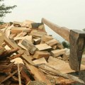 Blaga zima gomila zalihe širom Srbije: Evo koliko i gde su pojeftinili ogrevno drvo i pelet