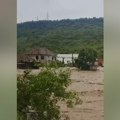 Velike poplave u Jermeniji Rusi spremni da intervenišu