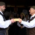 Čuvari tradicije – narodne rukotvorine na izložbi u Crkvi Sveti Nikola u Prištini