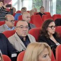 U niškom parlamentu umesto „Rusa“ Perića, apsolventkinja
