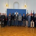 Mićin sa polaznicima Kraljevskog koledža iz Londona o glavnim karakteristikama NS