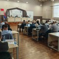 Nastavljena sednica, odbijena većina predloga opozicije