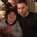 Raj za majku Nikoletu: Duško Tošić renovirao kuću u Orlovatu, a kad vidite dvorište pamet će vam stati FOTO