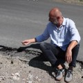 SNS je potrošio 25 puta više novca na izbore u Kosjeriću nego prethodnih godina, a „predizborni“ asfalt se kruni: „Ne znam da…