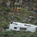 Autobus se srušio u provaliju na Kanarskim ostrvima, jedna osoba poginula