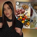 Pršuta, više vrsta sira, kiflice... Una Čolić pokazala kako se slavi Vaskrs u Čolinom domu, sto pun đakonija, poseban poklon…