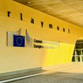 Brisel na mrežama zaviruje u godine: Izmene koje EU uvodi da bi mlade na internetu zaštitila od pornografije i drugih…