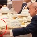 Si Đinping ustao sa stola, a potez Trampa izazvao bes širom sveta: Pročitao mu "puškice" bez ikakvog srama (video)