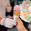 Naručila sladoled, a kad je dobila račun umalo nije pala sa stolice: Nije ni slutila šta su im sve naplatili