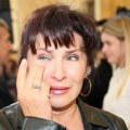 Umrli joj roditelji, brat, sestrić, bratanac, sestra, zet, snaja, drugi sin od sestre i na kraju muž: Naša pevačica jaka kao…