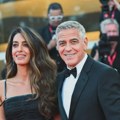 Džordžu Kluniju uručen Zlatni lav u Veneciji: Amal oduševila elegancijom, a on govorom koji je odjeknuo svetom FOTO