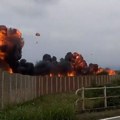 Avion se srušio na porodični automobil koji se zapalio: Moguć uzrok pada letelice u Torinu sudar sa pticom!?