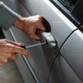 Kanadska policija savetuje vozačima da ostave ključeve vozila ispred kućnih vrata: Ovo je razlog