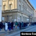 Studenti u Beogradu odali poštu žrtvama nesreće u Novom Sadu