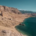 Noćna mora turista na Pagu! Policija izbacila goste iz luksuznog rizorta, nisu stigli ni da pokupe svoje stvari!