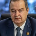 Дачић: У Србији јуче било 628 пожара, неколико ватрогасаца и грађана повређено