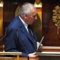 Pala francuska vlada, izglasano nepoverenje premijeru Fransoi Bajruu