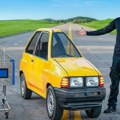 Ovo je najtanji legalni auto na svetu, uži od kolica iz supermarketa