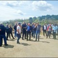 Meštani nastavili blokadu deponije kod Sjenice, nemaju poverenja u institucije