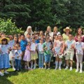 U Botaničkoj bašti dodeljene nagrade najuspešnijim učesnicimalikovnog konkursa „Čuvaj prirodu – ona čuva tebe“