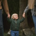 Uvodi se pravo na status roditelja negovatelja i negovatelja i naknada od 65.000 dinara