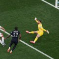 Mbape, Belingem, Vinisijus? Čekajte! Real produžio ugovor "najvećem talentu"