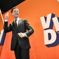 Premijer Holandije nakon pada vlade najavio povlačenje iz politike