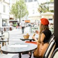 Kafa u Parizu za 1 evro: Na interaktivnoj karti potražite kafiće koji je služe