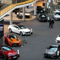 Mercedes očekuje niže marže za automobile zbog viših troškova i slabije tražnje