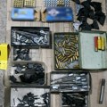 Hapšenje u Nišu: Nađen arsenal oružja