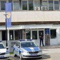 Skinuli dve šipke sa ograde policije, pa ukrali zaplenjene motore: Trojica uhapšena u Novom Pazaru