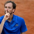 Danil Medvedev ušao u raspravu sa publikom na mastersu u Rimu