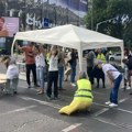 Deveti dan blokade akademske zajednice ispred Vlade